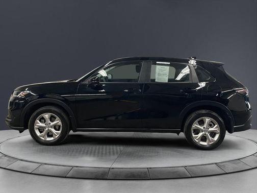 Crystal Black Pearl 2025 Honda HR-V LX