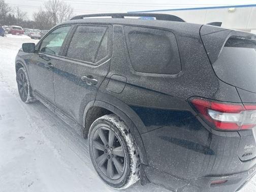 2023 Honda Pilot Sport