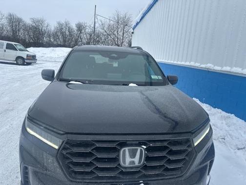 2023 Honda Pilot Sport
