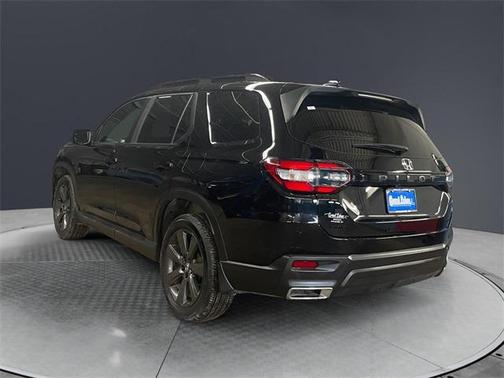 2023 Honda Pilot Sport