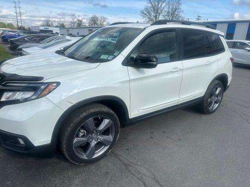 White Diamond Pearl 2019 Honda Passport Touring