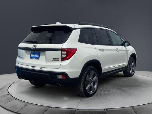 White Diamond Pearl 2019 Honda Passport Touring