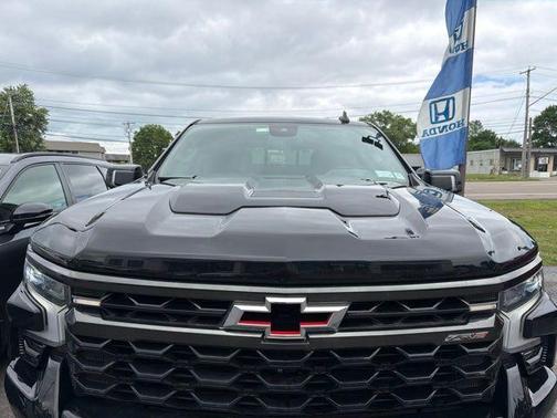 Black 2023 Chevrolet Silverado 1500 ZR2