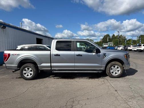 Iconic Silver Metallic 2023 Ford F-150 XLT