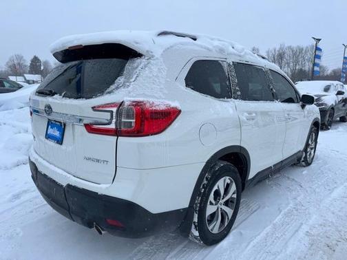 2023 Subaru Ascent Premium 8-Passenger
