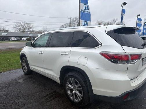 Blizzard Pearl 2015 Toyota Highlander XLE