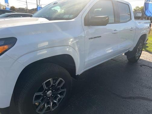 2024 Chevrolet Colorado LT