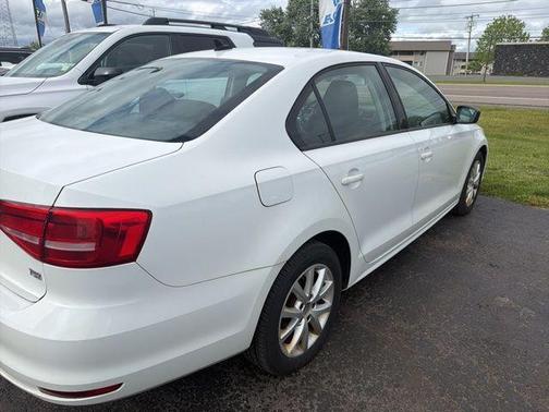 Pure White 2015 Volkswagen Jetta 1.8T SE