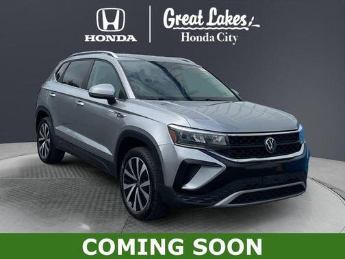 Pyrite Silver Metallic 2022 Volkswagen Taos 1.5T SE
