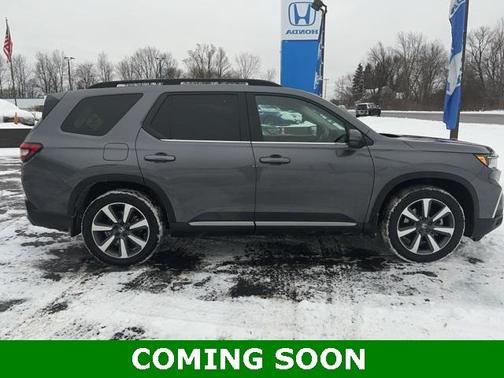 2025 Honda Pilot Touring