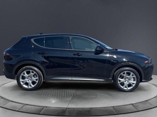 8 BALL 2024 Dodge Hornet R/T