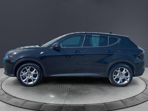 8 BALL 2024 Dodge Hornet R/T