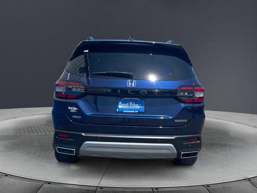 Obsidian Blue Pearl 2024 Honda Pilot Touring
