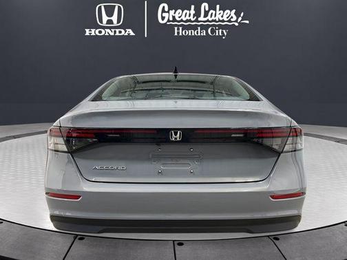 Urban Gray Pearl 2026 Honda Accord SE