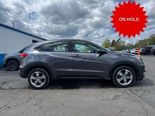 Modern Steel Metallic 2018 Honda HR-V LX