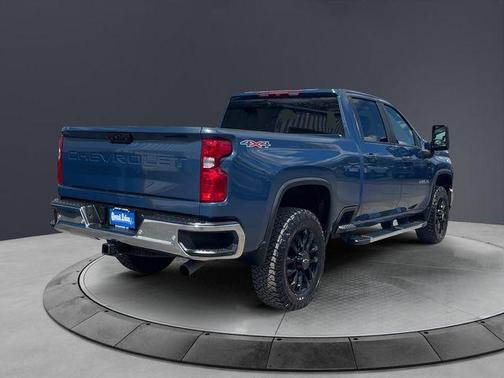Lakeshore Blue Metallic 2025 Chevrolet Silverado 2500 LT