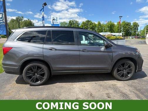 Modern Steel Metallic 2021 Honda Pilot Special Edition