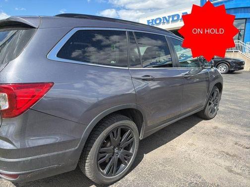 Modern Steel Metallic 2021 Honda Pilot Special Edition
