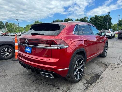 Aurora Red Metallic 2025 Volkswagen Atlas Cross Sport 2.0T SEL Premium R-Line