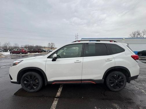 2023 Subaru Forester Sport
