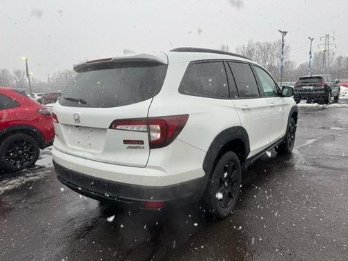 2022 Honda Pilot TrailSport