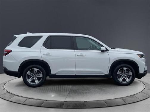 2023 Honda Pilot EX-L 8-Passenger