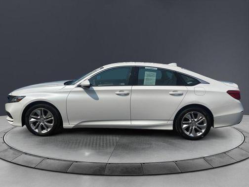 Platinum White Pearl 2018 Honda Accord LX