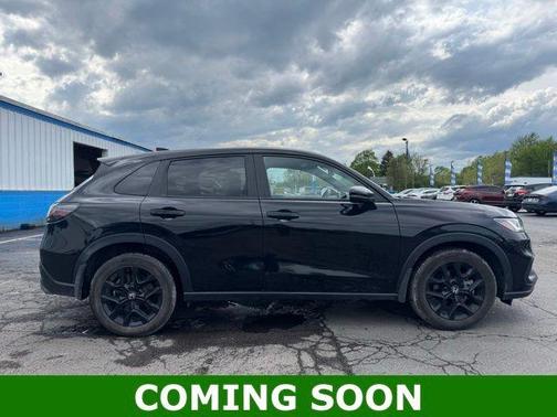Crystal Black Pearl 2024 Honda HR-V Sport
