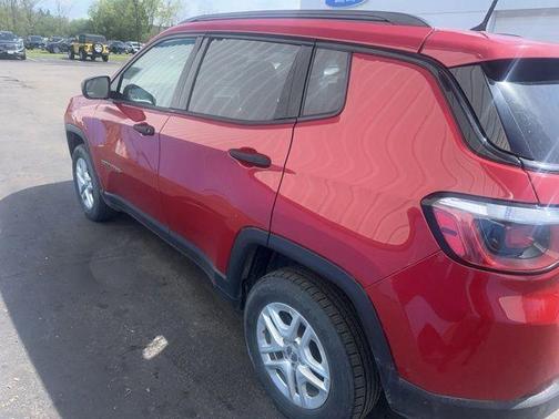 Redline Pearlcoat 2018 Jeep Compass Sport