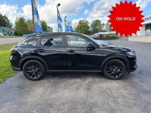 Crystal Black Pearl 2025 Honda HR-V Sport