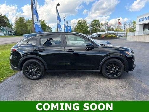 Crystal Black Pearl 2025 Honda HR-V Sport