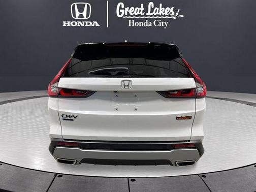 Platinum White Pearl 2026 Honda CR-V Hybrid TrailSport