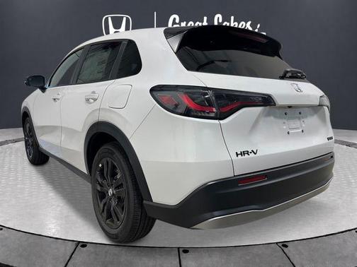 Platinum White Pearl 2027 Honda HR-V Sport