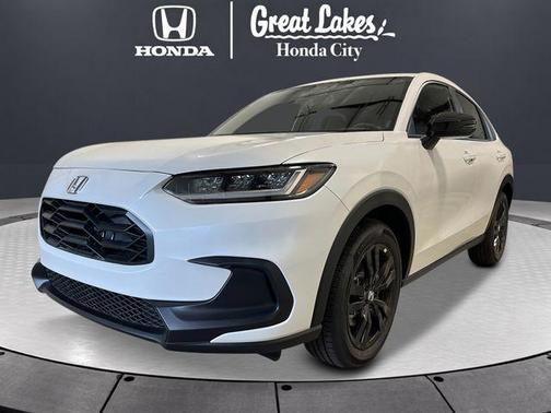 Platinum White Pearl 2027 Honda HR-V Sport