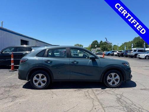 Pearl 2024 Honda HR-V LX