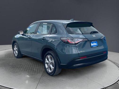 Pearl 2024 Honda HR-V LX