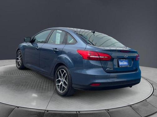 Lightning Blue Metallic 2018 Ford Focus SEL