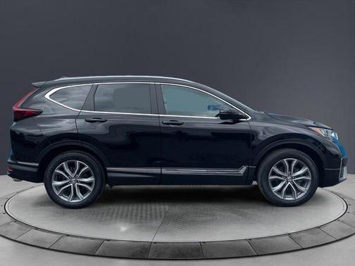 Crystal Black Pearl 2022 Honda CR-V Touring
