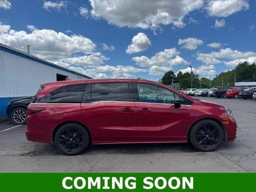 Radiant Red Metallic II 2023 Honda Odyssey Sport