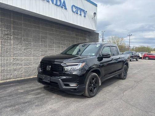 Crystal Black Pearl 2023 Honda Ridgeline Black Edition