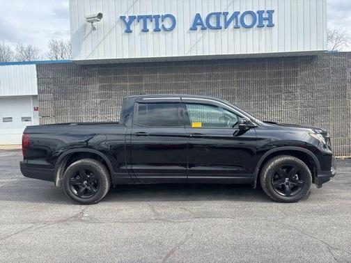 Crystal Black Pearl 2023 Honda Ridgeline Black Edition
