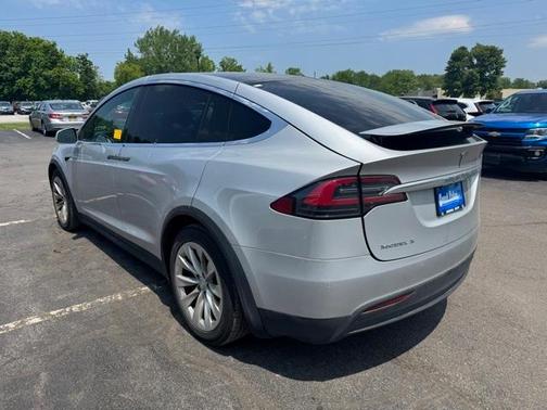 2017 Tesla Model X 75D