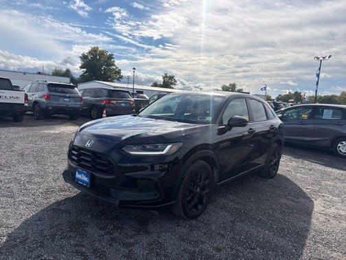 Crystal Black Pearl 2025 Honda HR-V Sport
