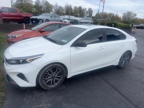 2022 Kia Forte GT-Line