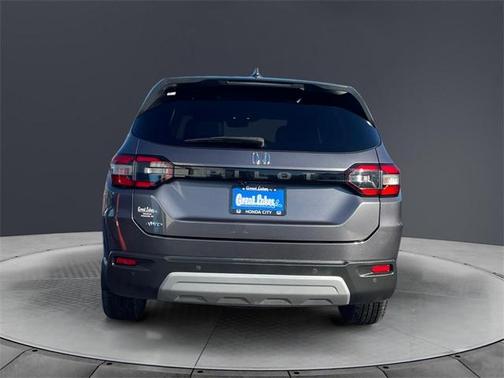 2023 Honda Pilot EX-L 8-Passenger