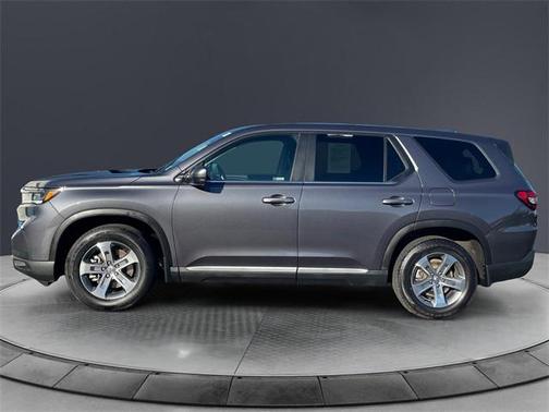 2023 Honda Pilot EX-L 8-Passenger