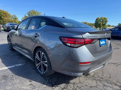 2023 Nissan Sentra SR