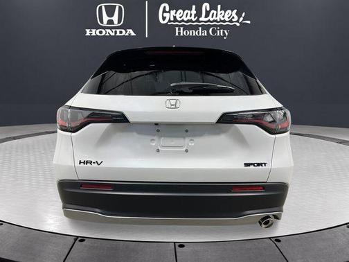 Platinum White Pearl 2027 Honda HR-V Sport