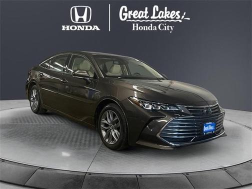 2019 Toyota Avalon XLE