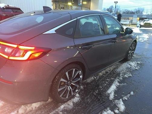 2024 Honda Civic EX-L